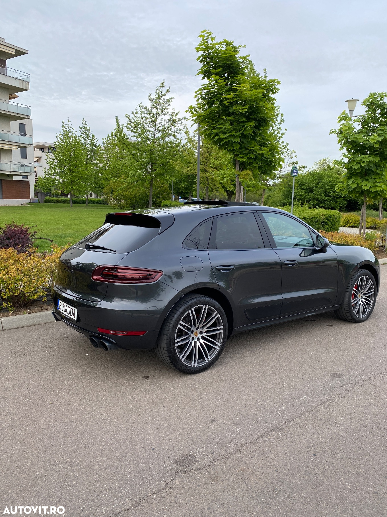 Porsche Macan GTS PDK - 3