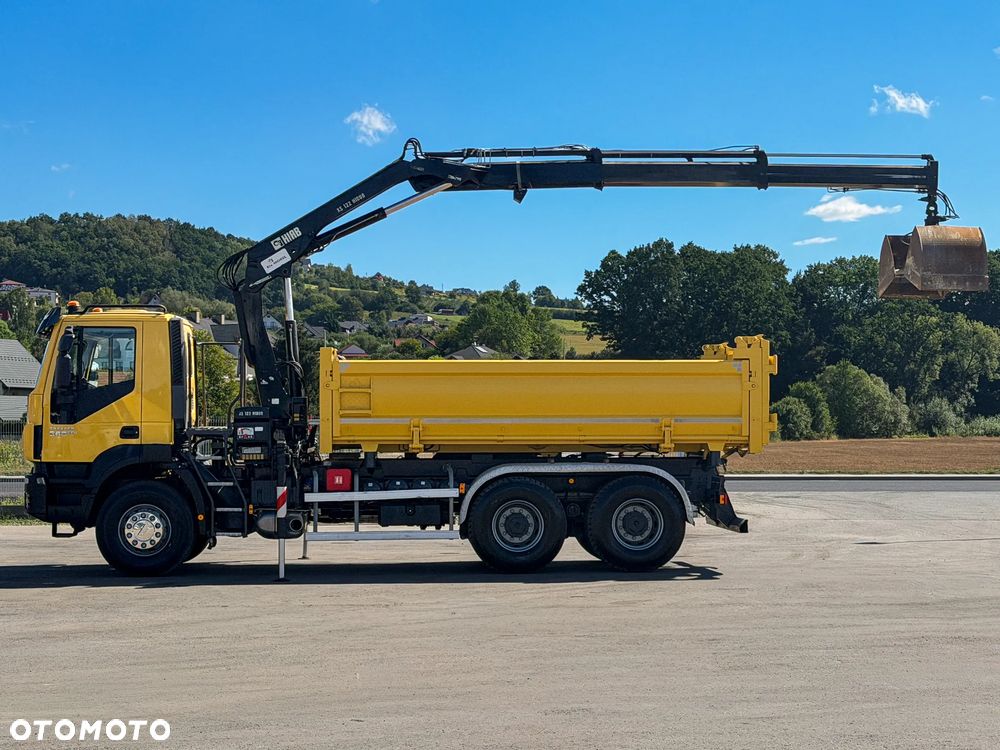 Iveco Trakker 360 Wywrotka 4,90 m * HIAB 122 B-2 HIDUO + PILOT * Bordmatic * 6x4 - 4
