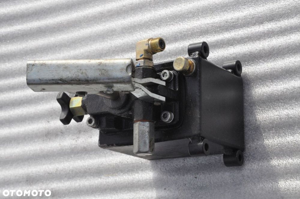 POMPA WYWROTU KABINY TEREX TA25 TA27 170101/ 170100 - 6