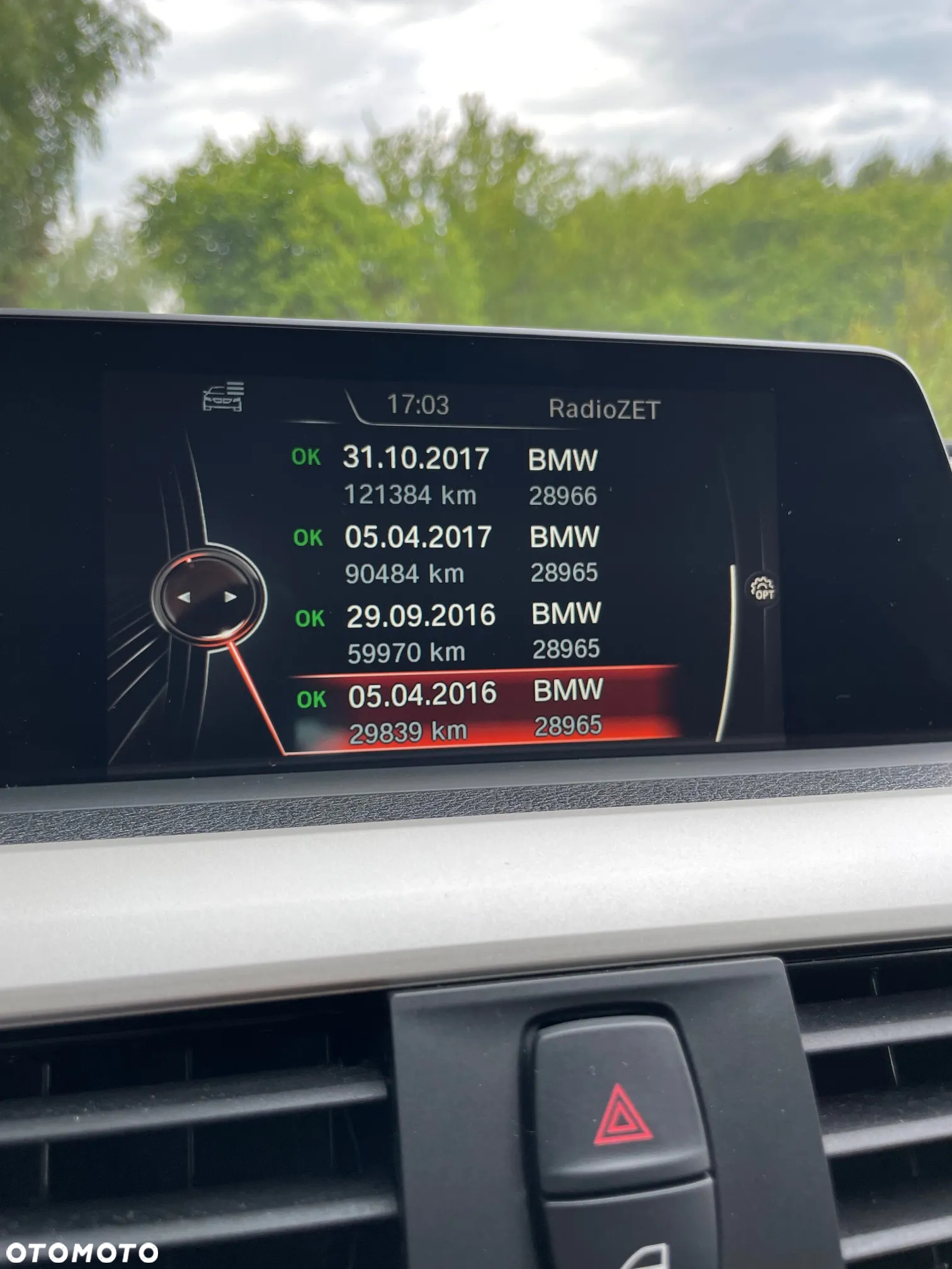 BMW Seria 3 318d Luxury Line - 11
