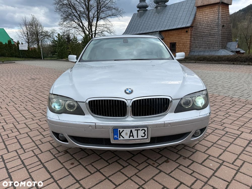 BMW Seria 7 750Li - 2