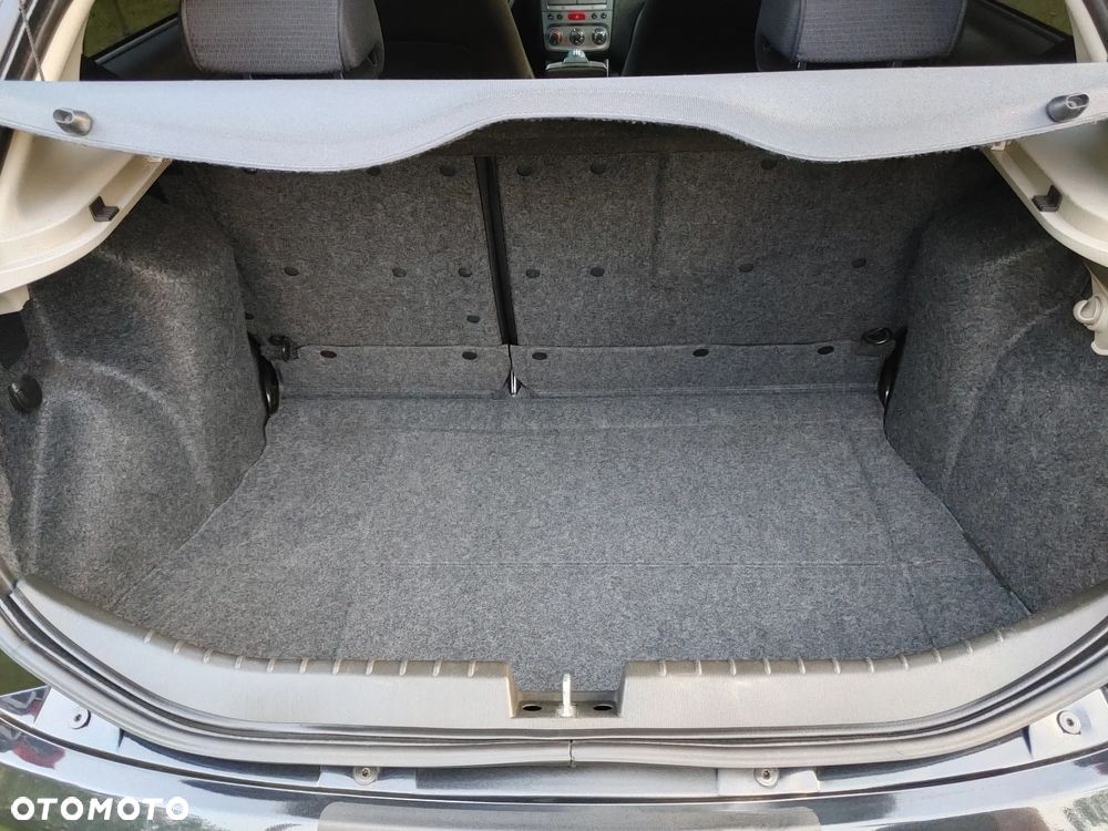 Alfa Romeo 147 1.9 JTD 8V Progression - 13