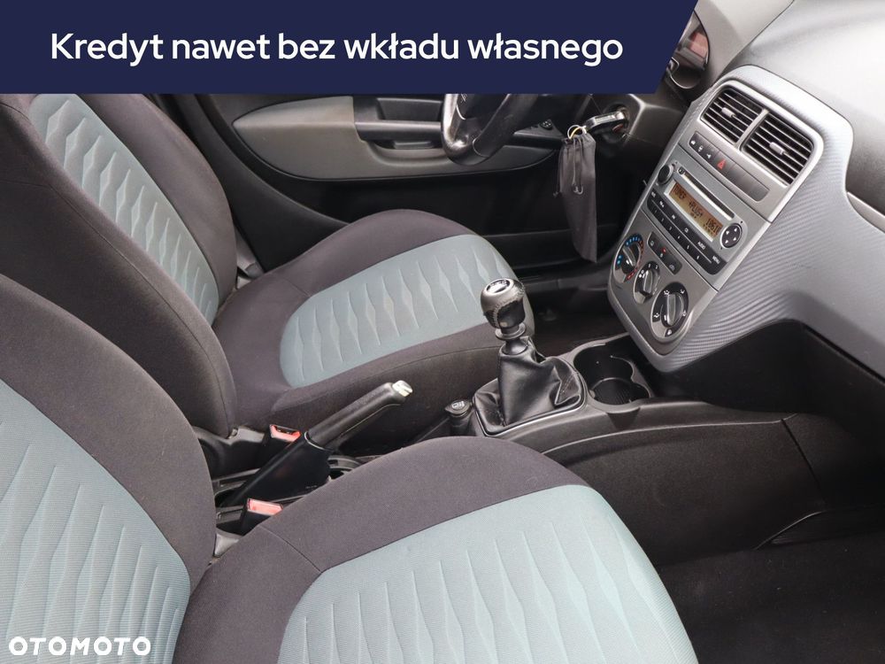 Fiat Grande Punto - 11