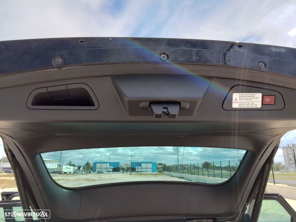 Peugeot 508 RXH 2.0 HDi Hybrid4 2-Tronic - 36