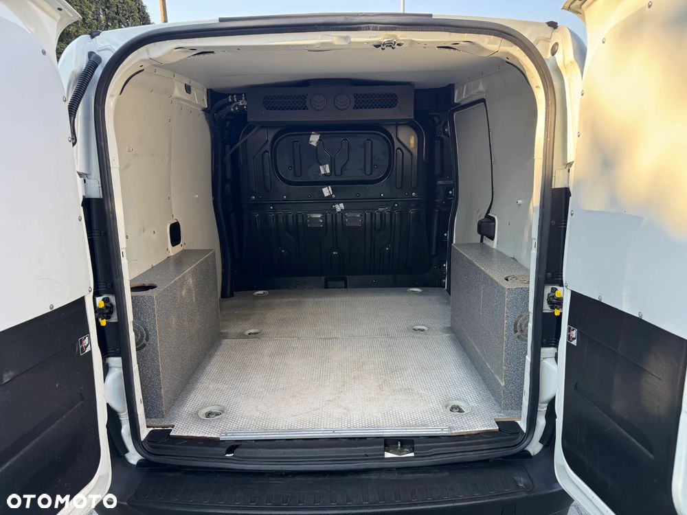 Fiat DOBLO - 19