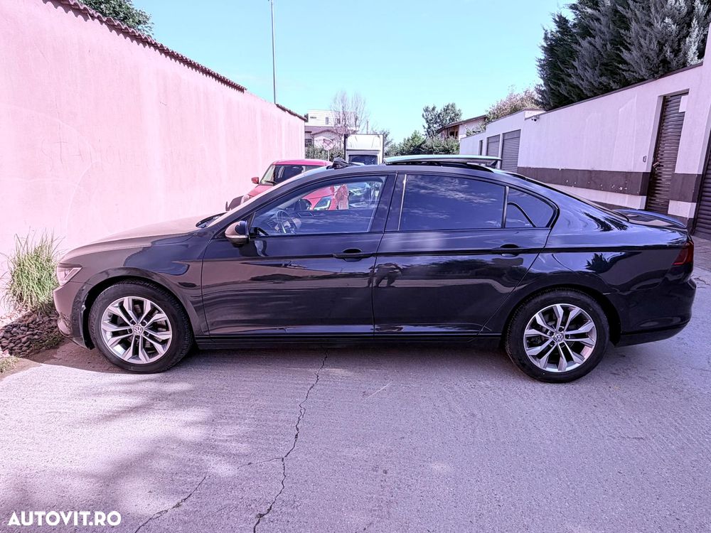 Volkswagen Passat 2.0 TDI DSG Highline - 27