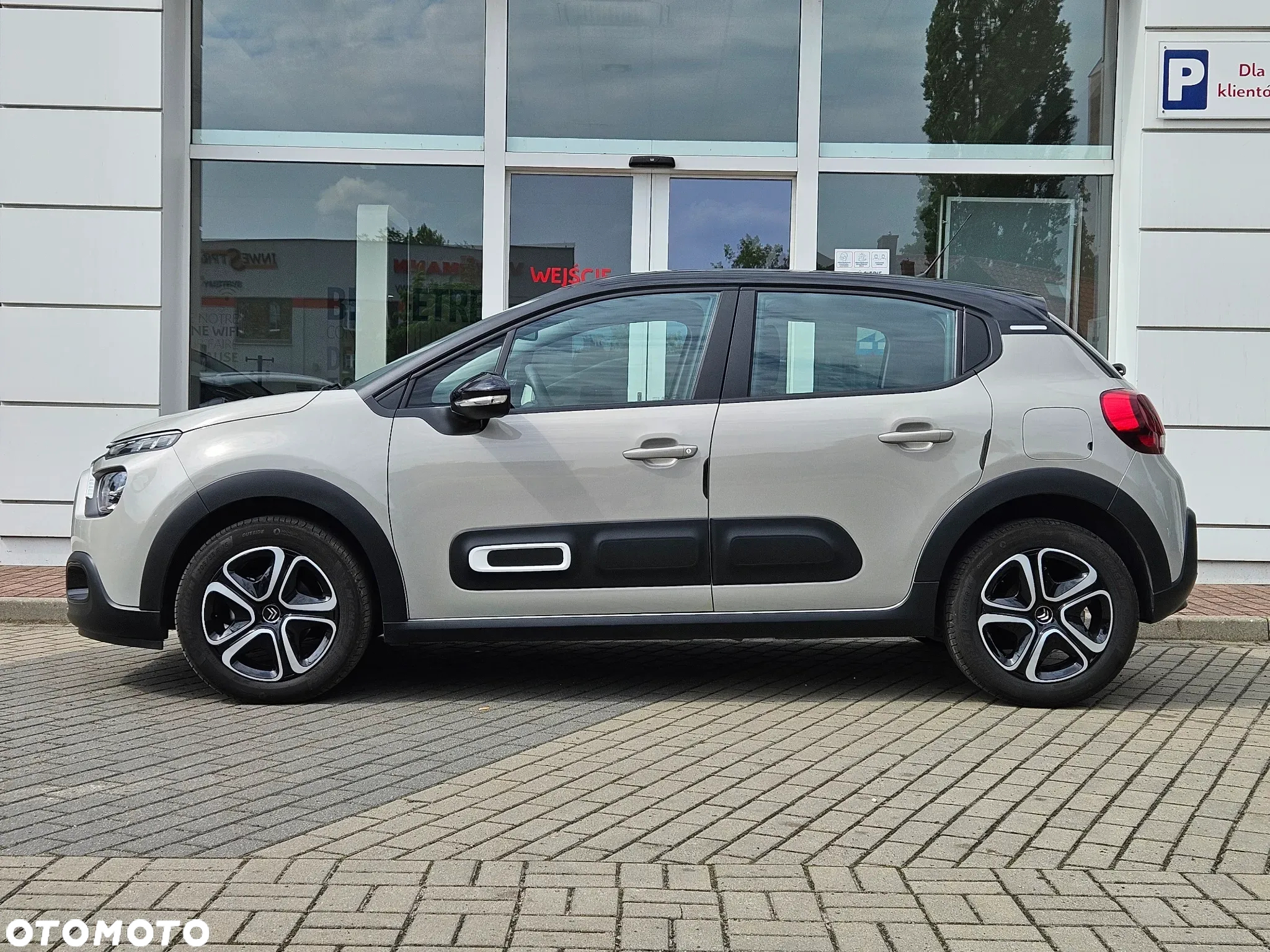 Citroën C3 1.2 PureTech Shine S&S - 6