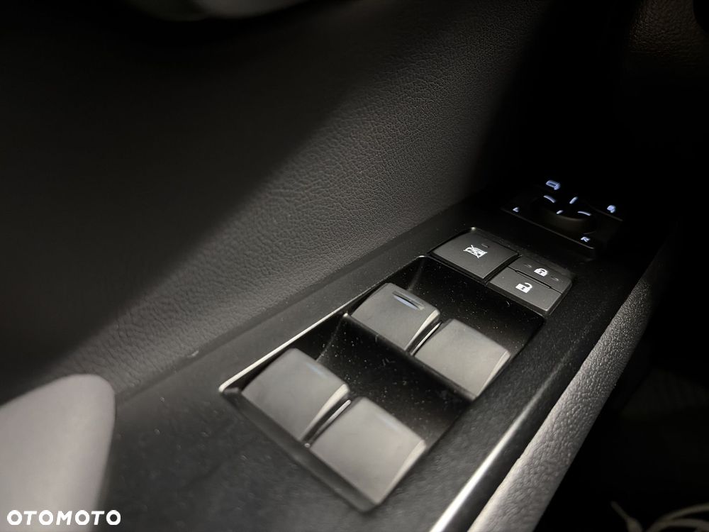 Lexus UX - 20