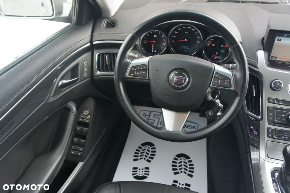 Cadillac CTS - 11