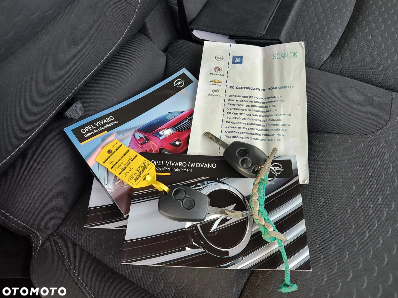 Opel Vivaro - 31