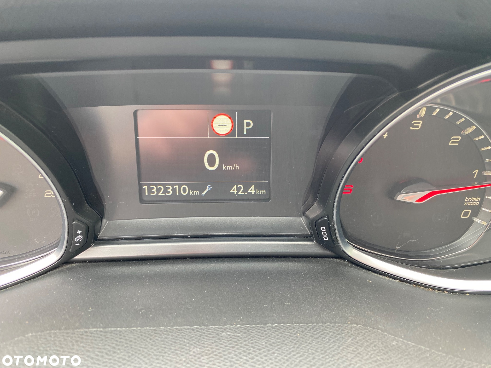 Peugeot 308 BlueHDi FAP 120 EAT6 Stop & Start Allure - 16