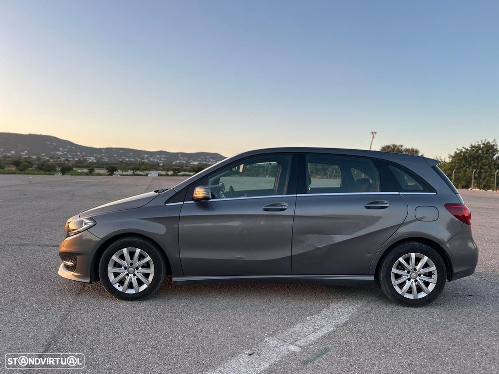 Mercedes-Benz B 180 d Urban - 4