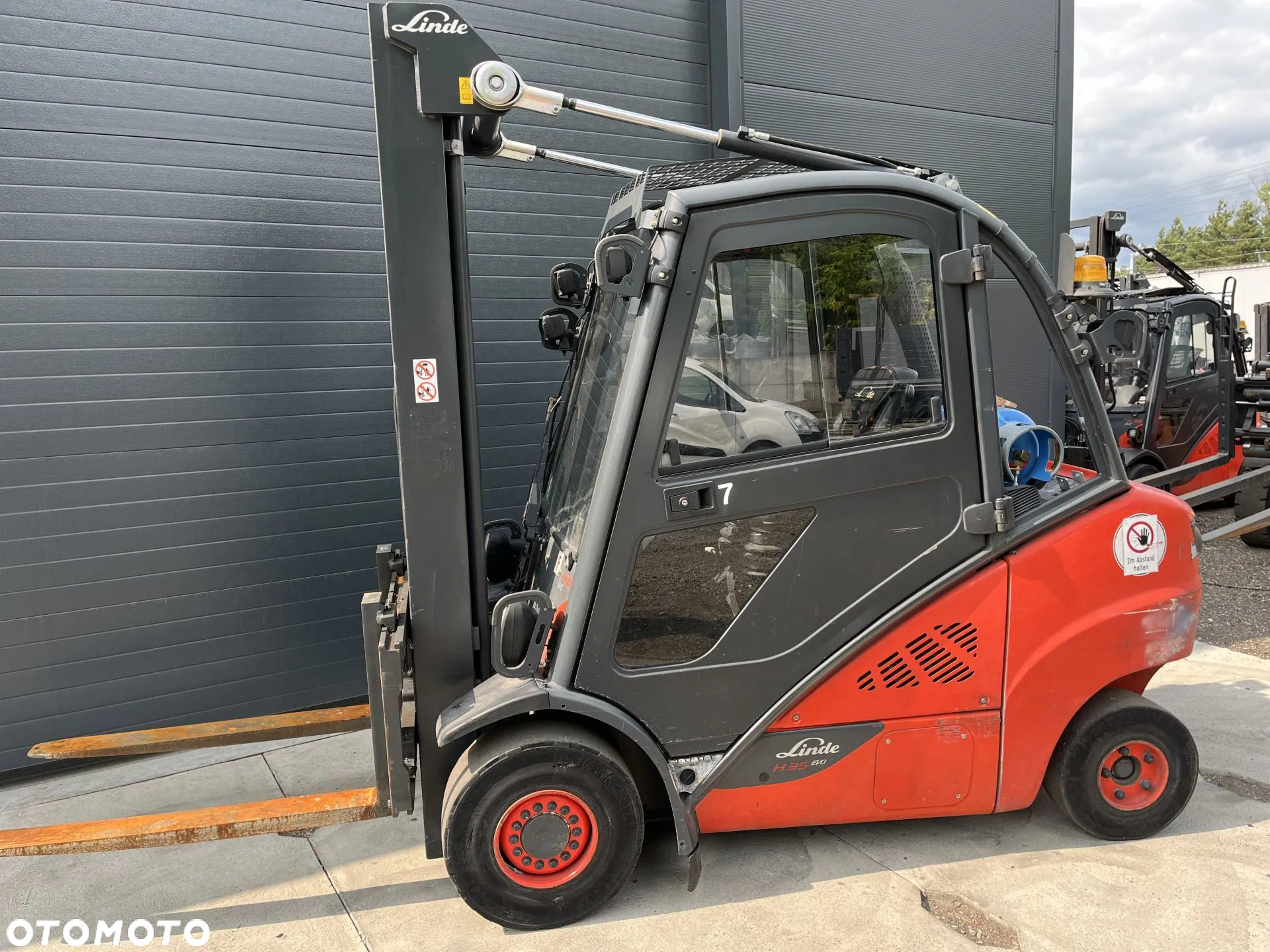 Linde H35-T Gaz LPG TRIPLEX kabina przesuw boczny  oświetlenie drogowe - 17
