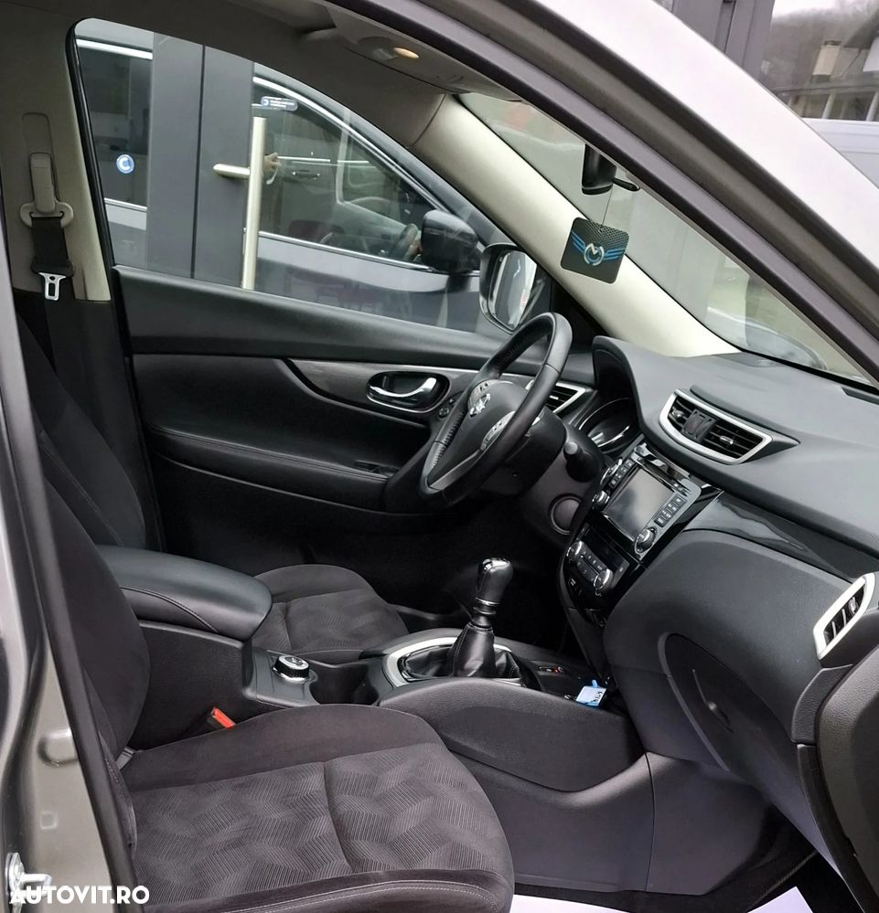 Nissan X-Trail 1.6 dCi ALL-MODE 4x4i N-Connecta - 11