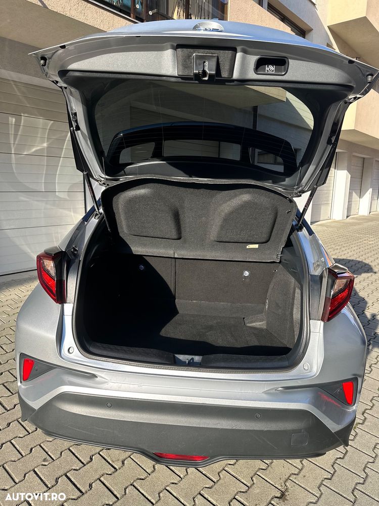 Toyota C-HR - 8