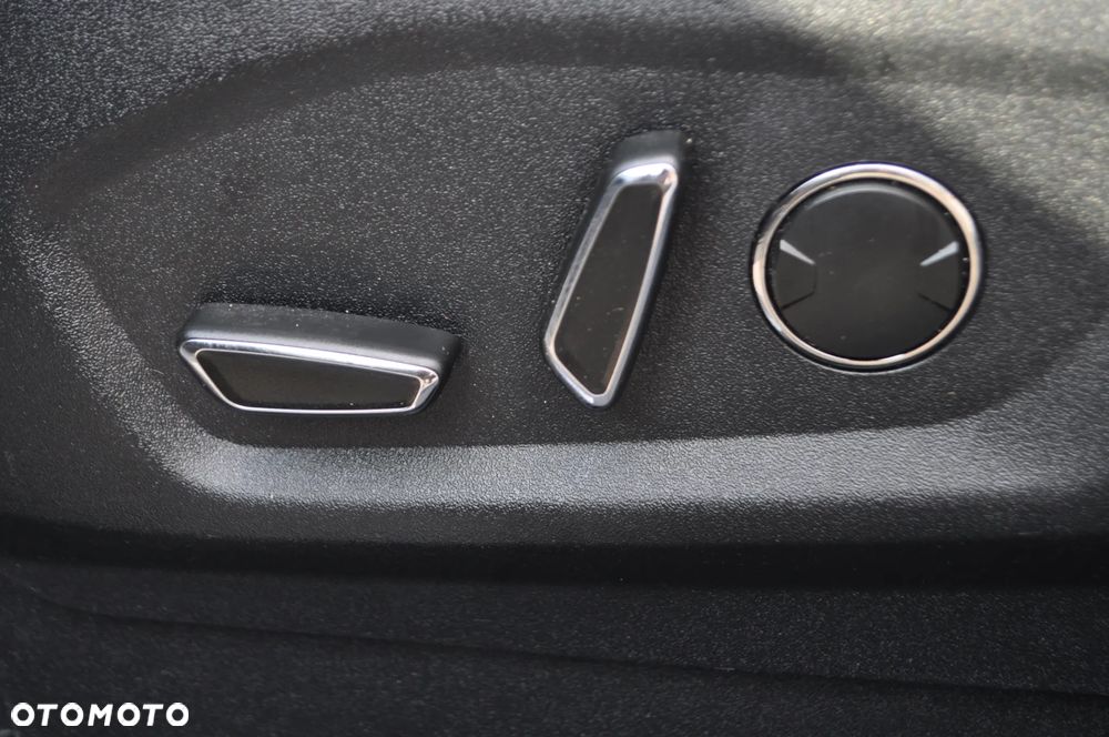Ford S-Max - 7