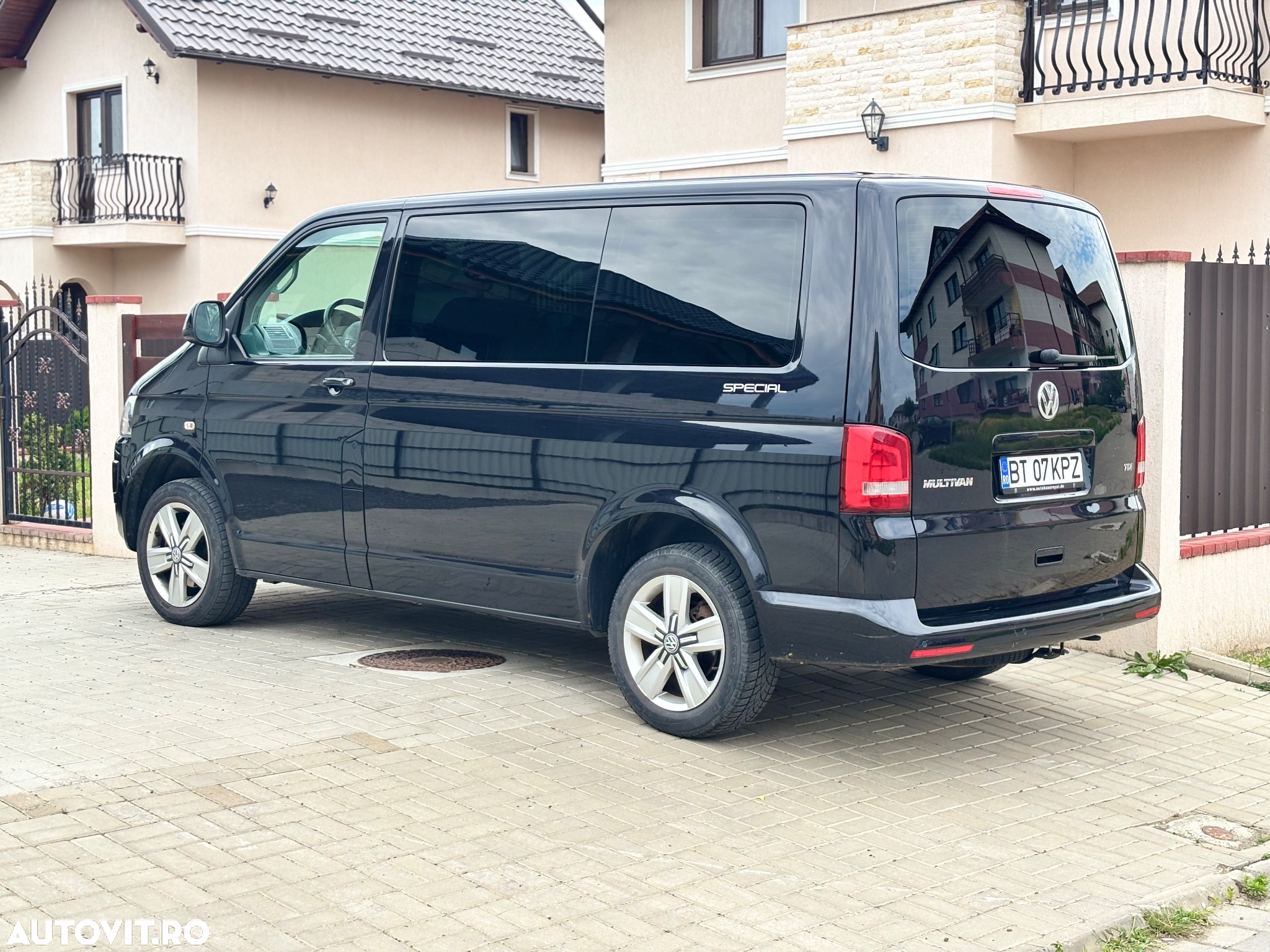 Volkswagen Multivan - 4