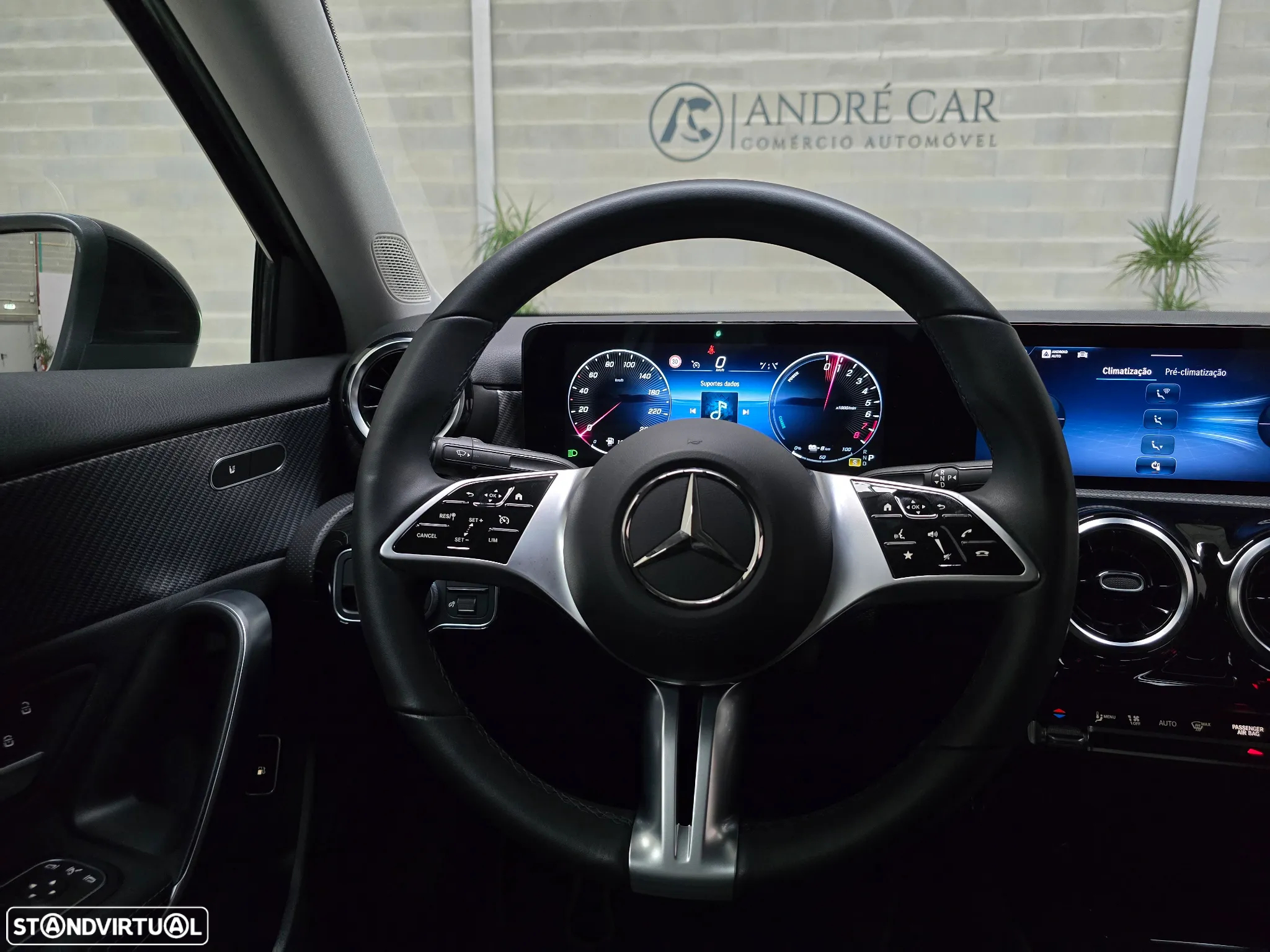Mercedes-Benz A 250 Limousine e Progressive - 33