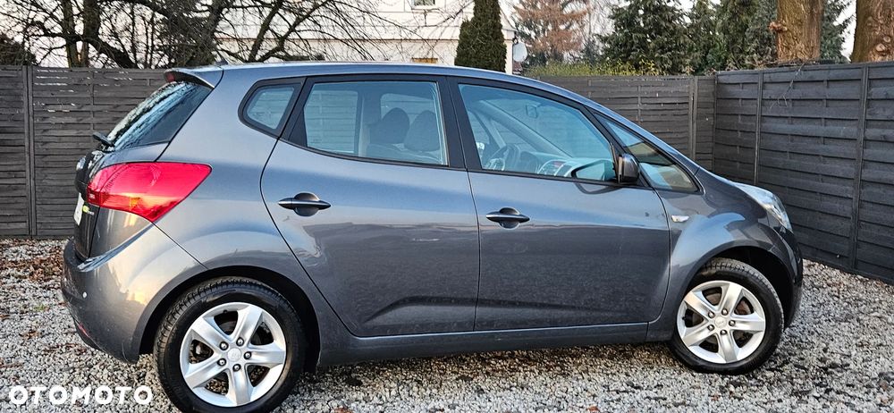 Kia Venga 1.4 CVVT Vision - 24