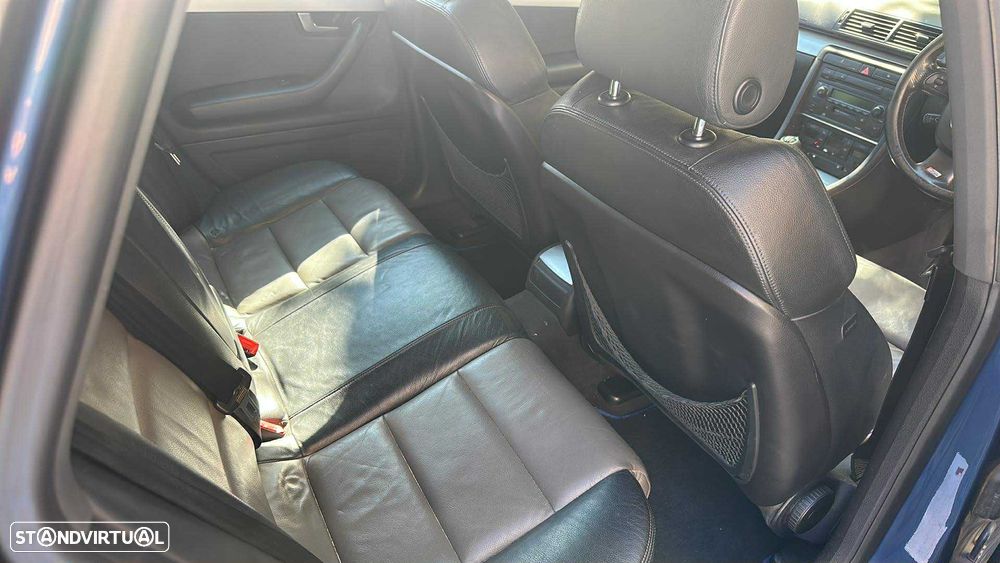 Audi A4 Avant 2.0 T FSI - 18