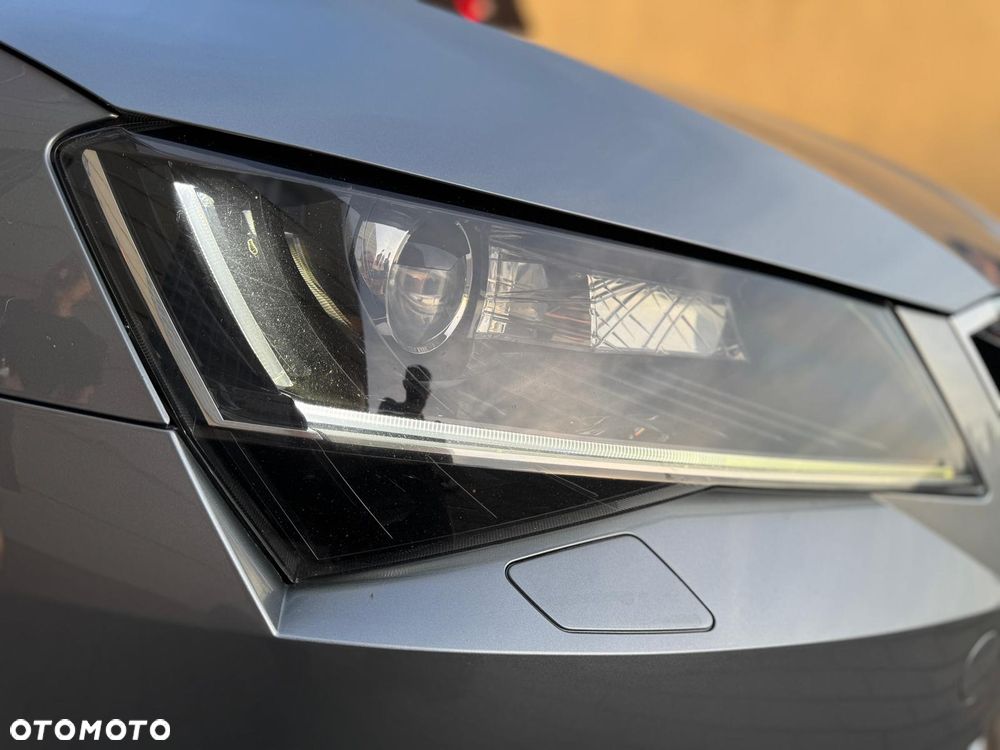 Skoda Superb 2.0 TDI L&K DSG - 2