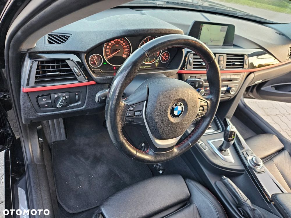 BMW Seria 3 316i Touring Sport Line - 15
