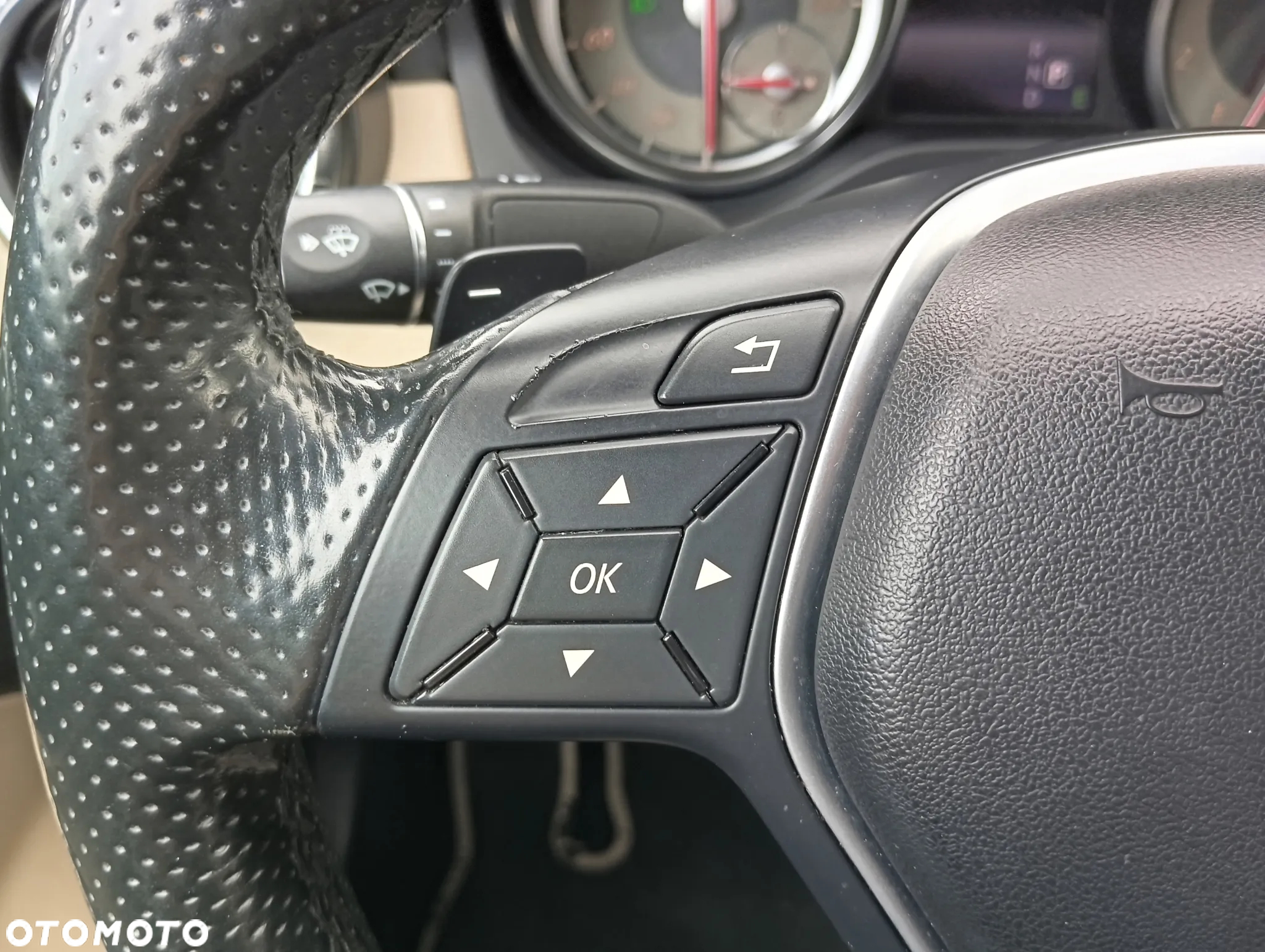 Mercedes-Benz CLA 250 4-Matic - 21