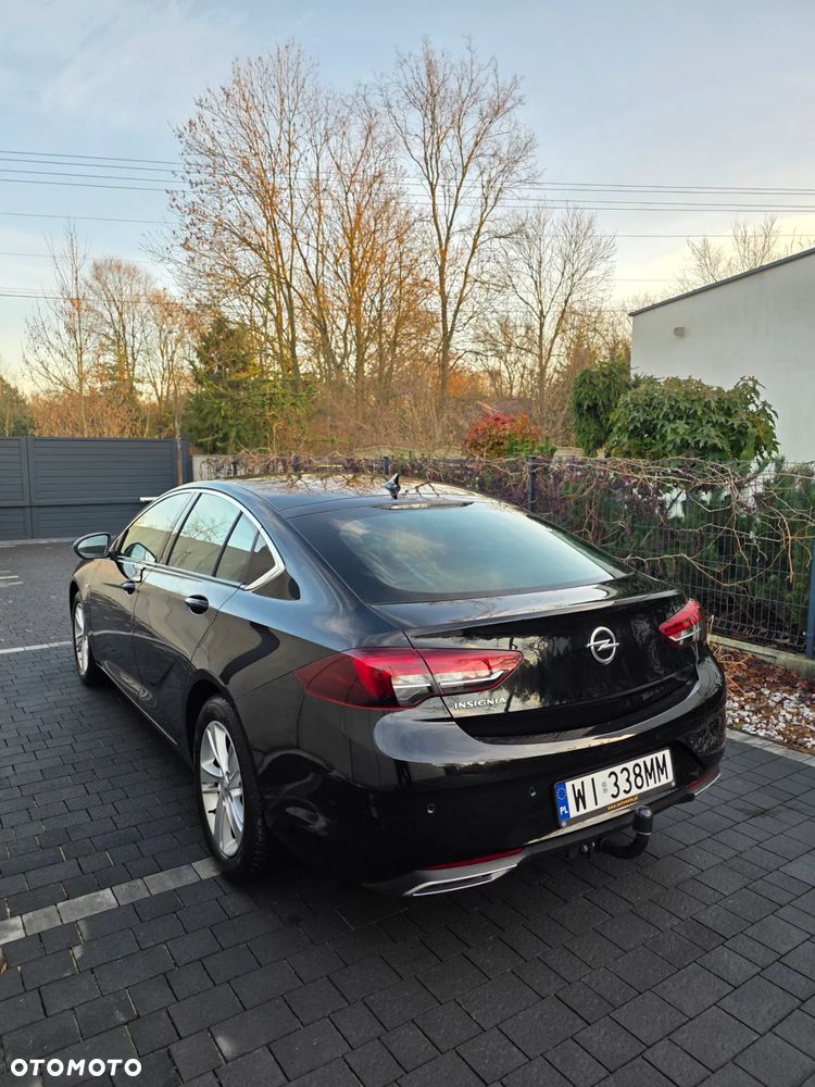 Opel Insignia 2.0 T Elegance S&S - 4