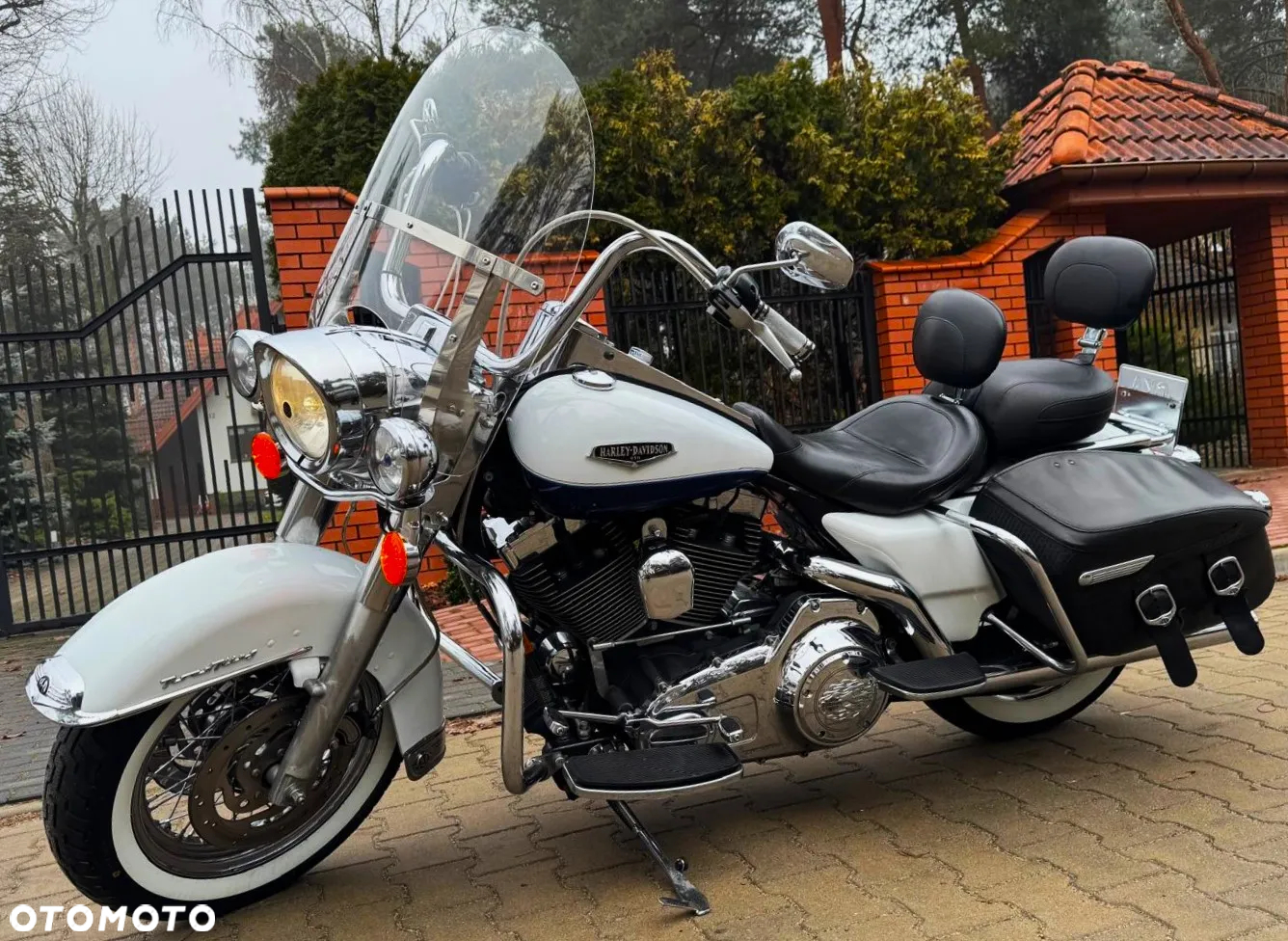 Harley-Davidson Touring Road King - 29