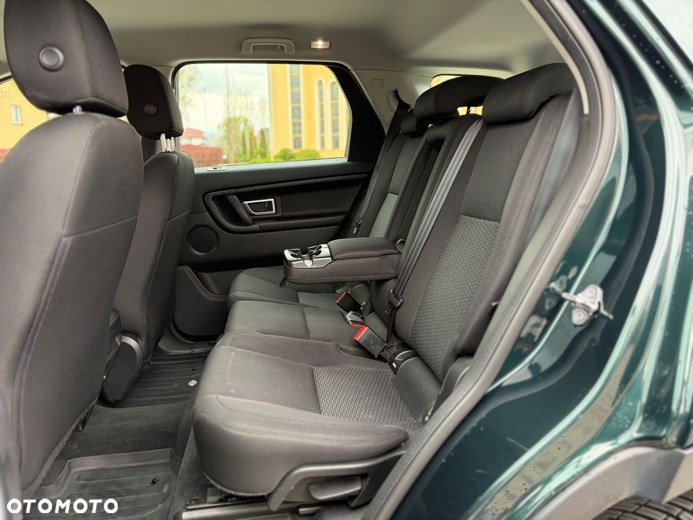 Land Rover Discovery Sport - 21