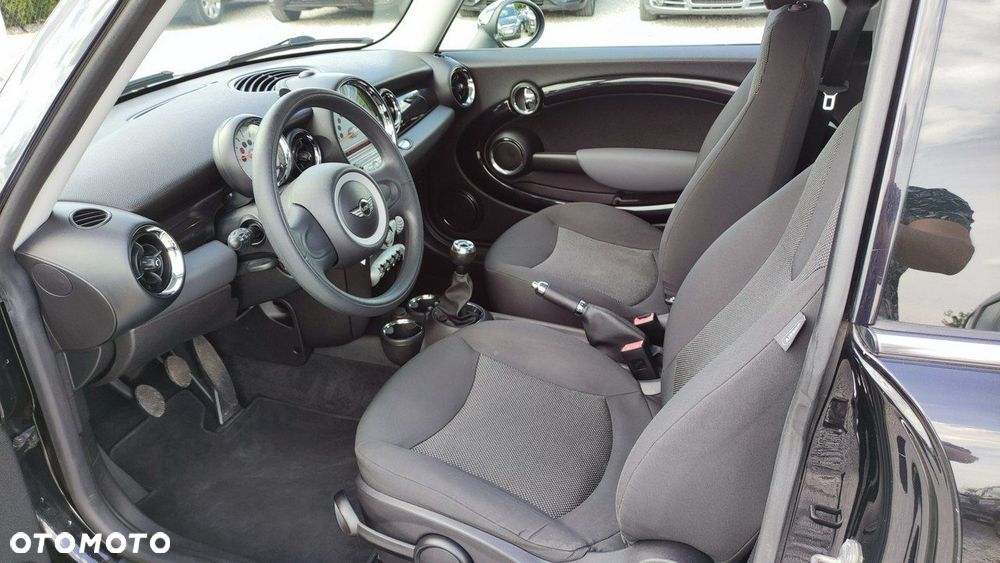 MINI Cooper - 6