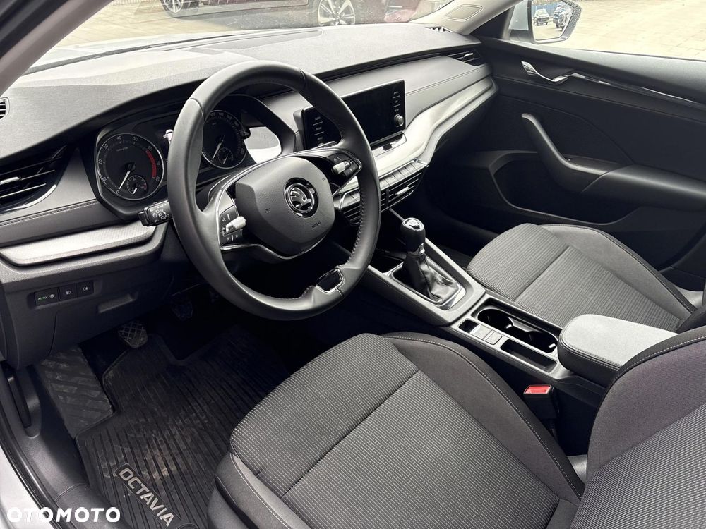 Skoda Octavia 1.5 TSI ACT Ambition - 9