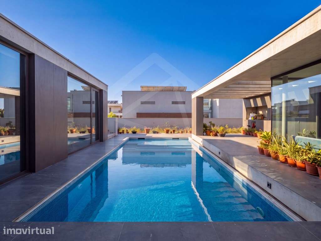 Moradia T4 de luxo em São João da Madeira