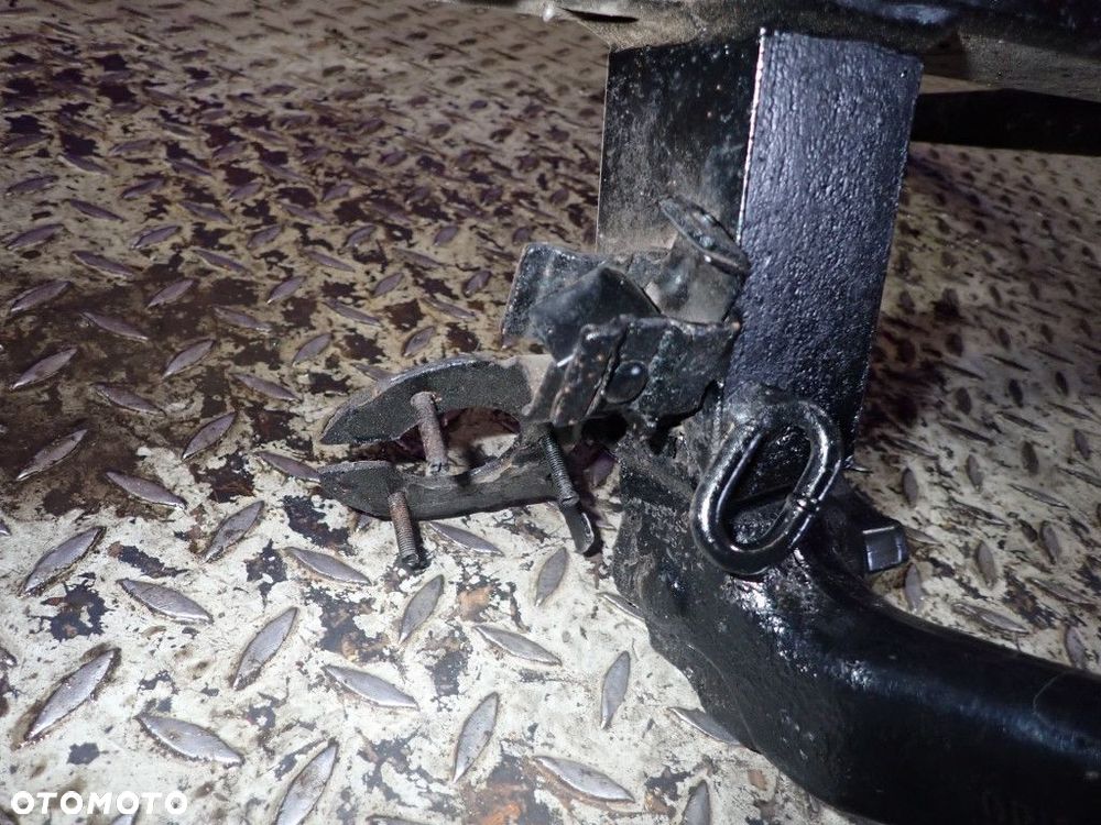 OPEL ASTRA H III KOMBI HAK HOLOWNICZY DO PRZYCZEP WYPINANY - 6