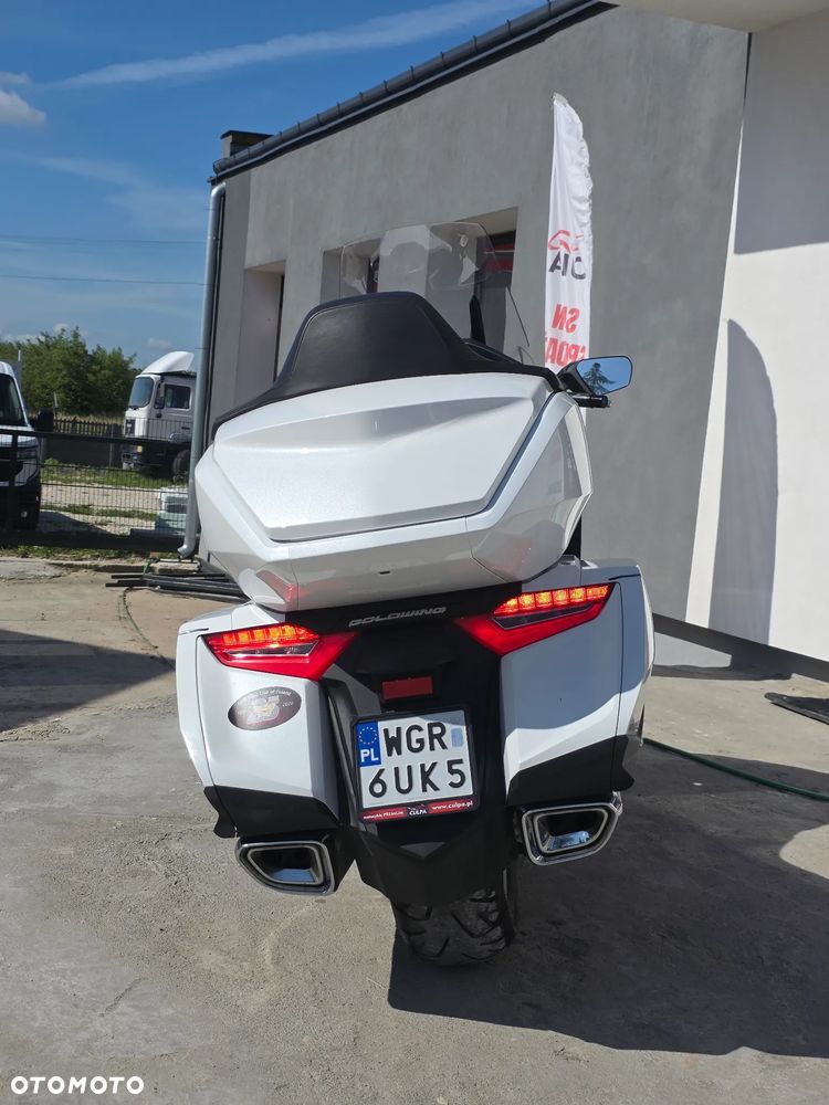 Honda GL - 6