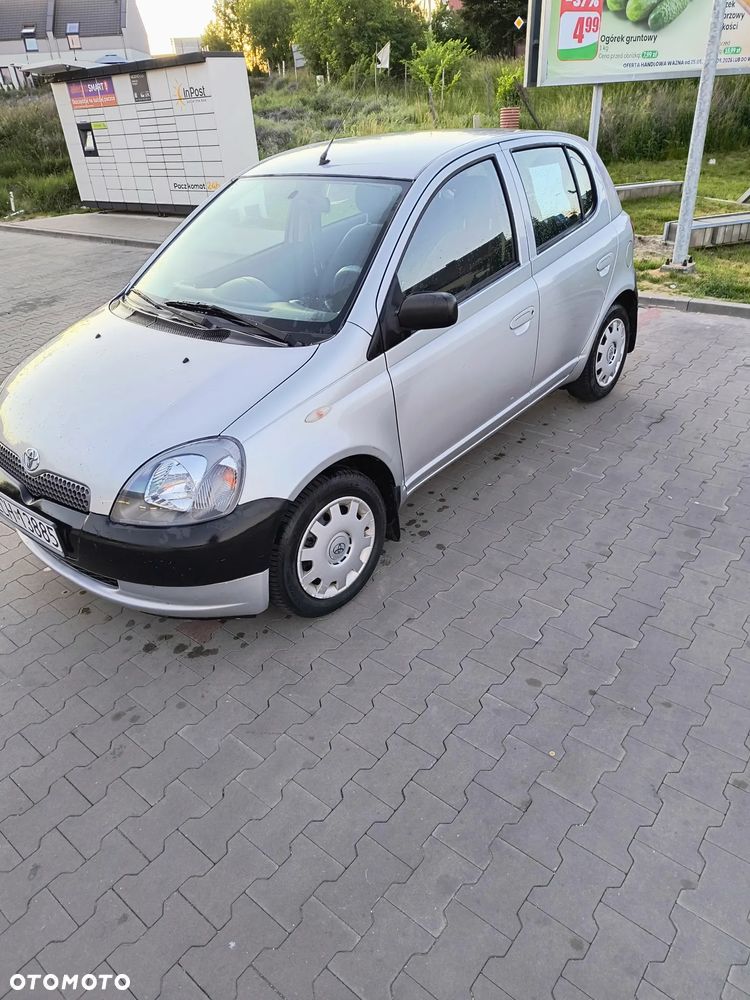 Toyota Yaris 1.4 D-4D Sol - 1