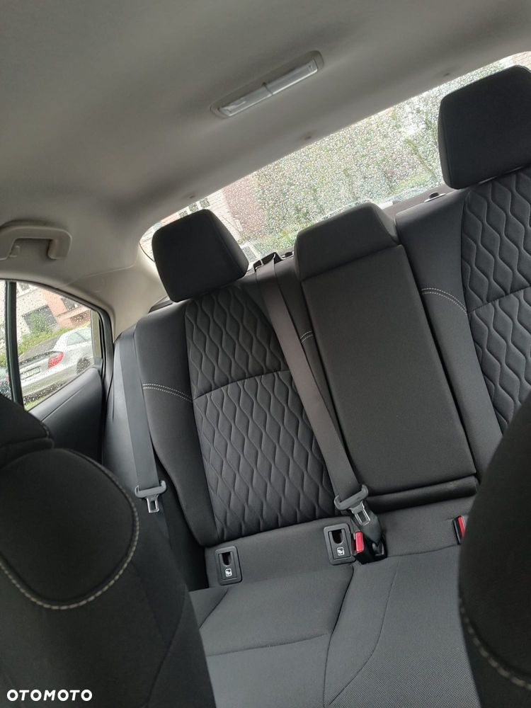 Toyota Corolla - 10