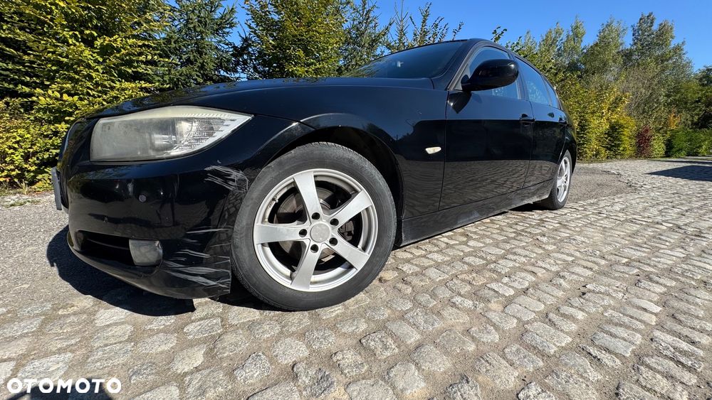 BMW Seria 3 318d - 10