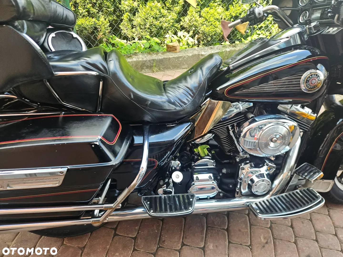 Harley-Davidson FLH Electra Glide - 4