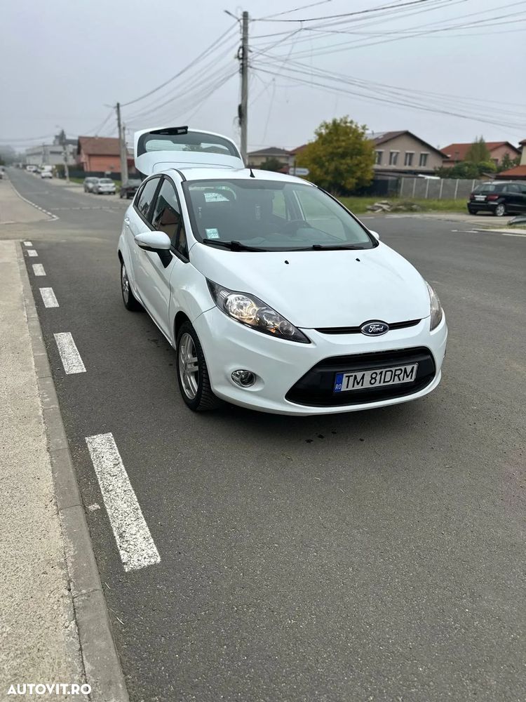 Ford Fiesta 1.4 TDCi Ambiente - 3