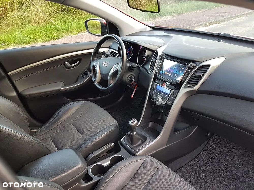 Hyundai i30 1.4 Fifa World Cup Edition - 26