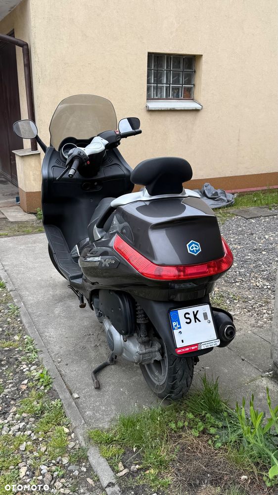 Piaggio Xevo - 2