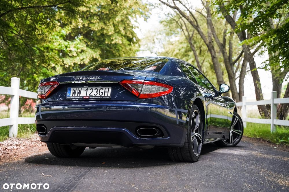 Maserati GranTurismo S - 29