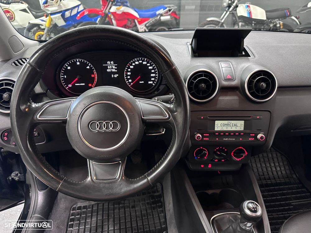 Audi A1 1.6 TDI Advance 99g - 5