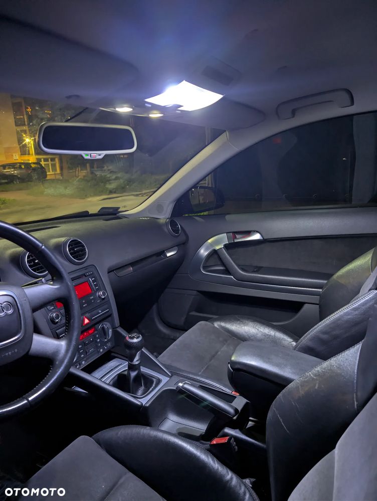 Audi A3 3-drzwiowe 1.4 TFSI S line Sportpaket - 12