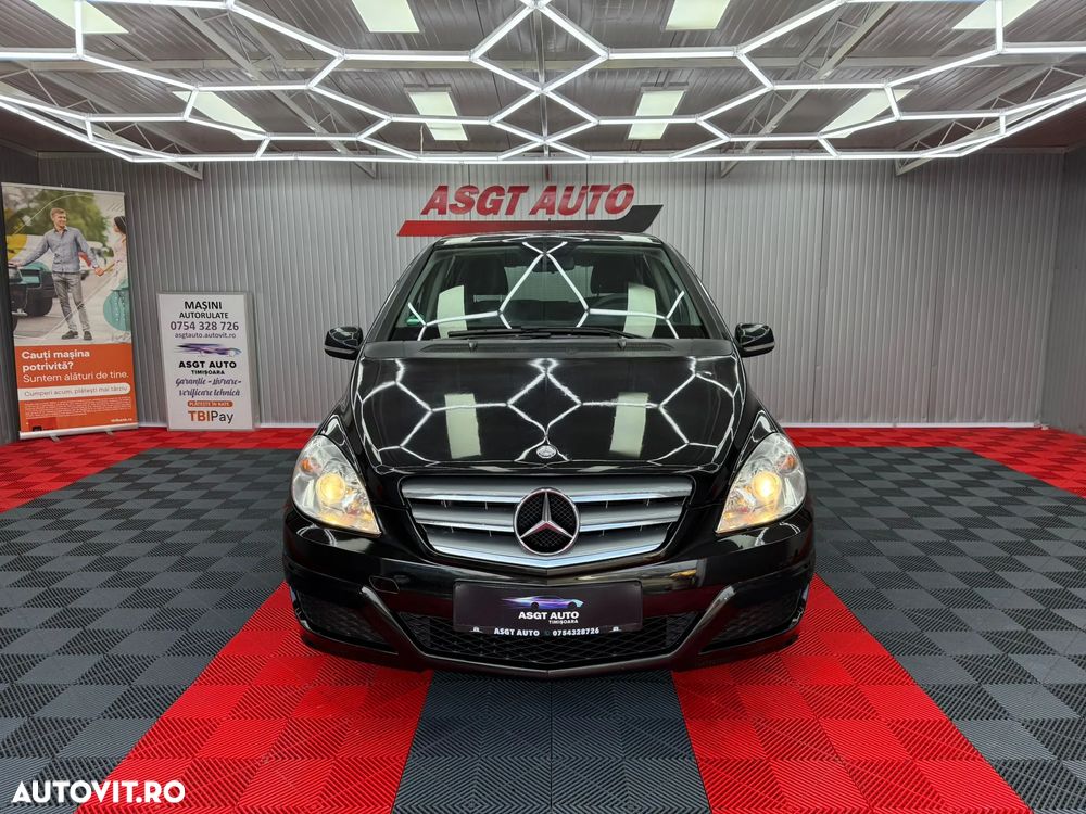 Mercedes-Benz B - 2
