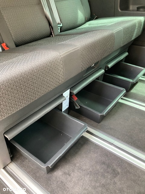 Volkswagen California - 12