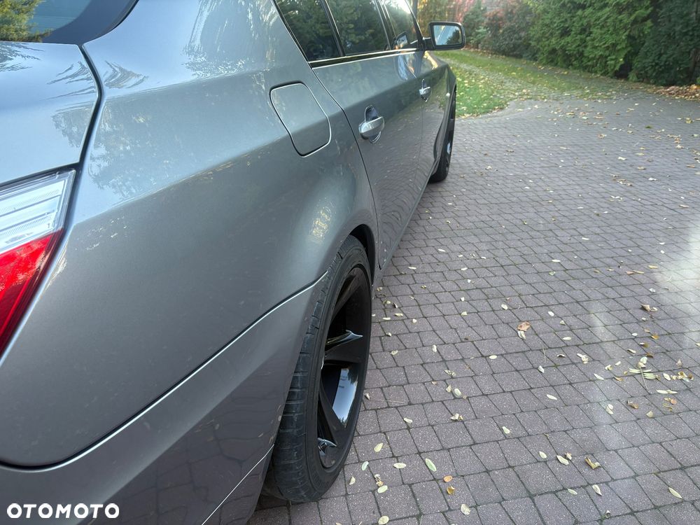 BMW Seria 5 - 24