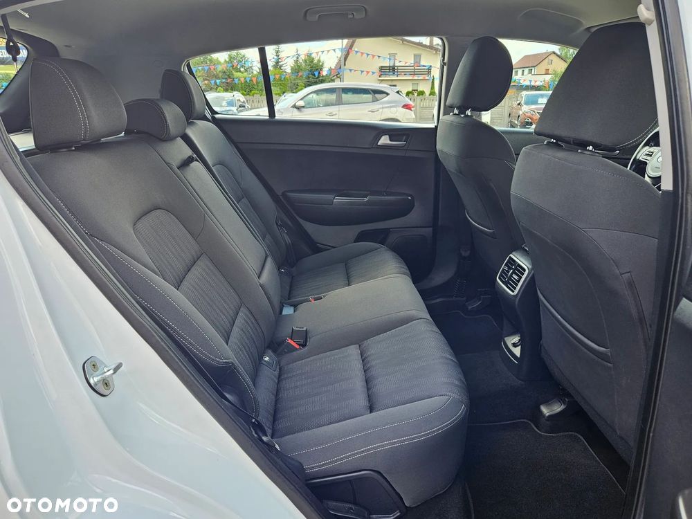 Kia Sportage 1.6 GDI Business Line 2WD - 23