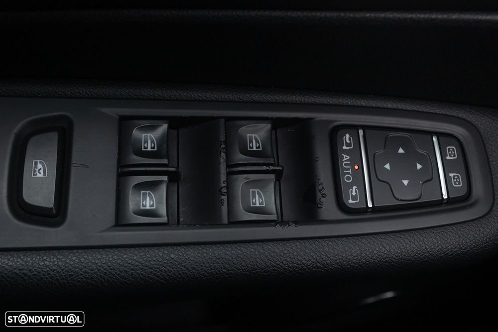 Renault Captur 1.5 dCi Exclusive - 19